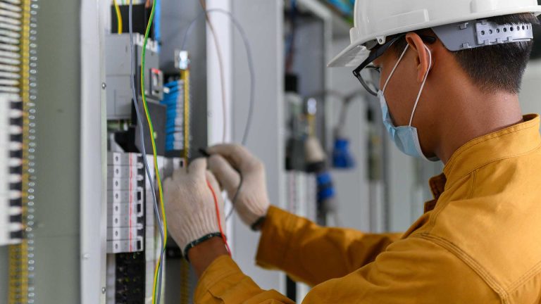 A student working on an EESS Electrical Energy Storage Systems course